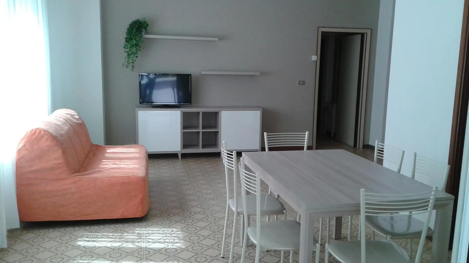 Appartamenti Di Luigia Bellaria-Igea Marina